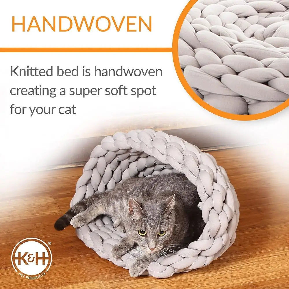 Comfortable Handwoven Knitted Round Cat Bed For Small Pets